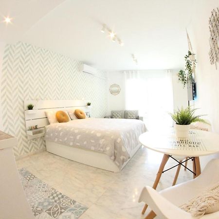 Torremolinos - New Central Studio Plata With Balcony Lejlighed Eksteriør billede