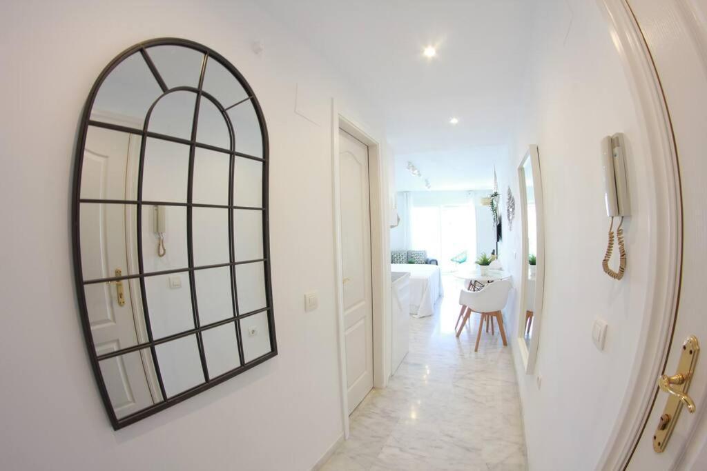 Torremolinos - New Central Studio Plata With Balcony Lejlighed Eksteriør billede