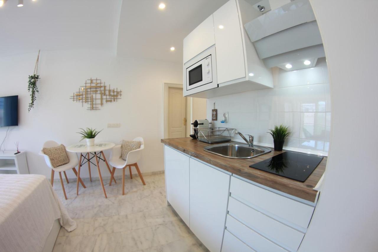 Torremolinos - New Central Studio Plata With Balcony Lejlighed Eksteriør billede