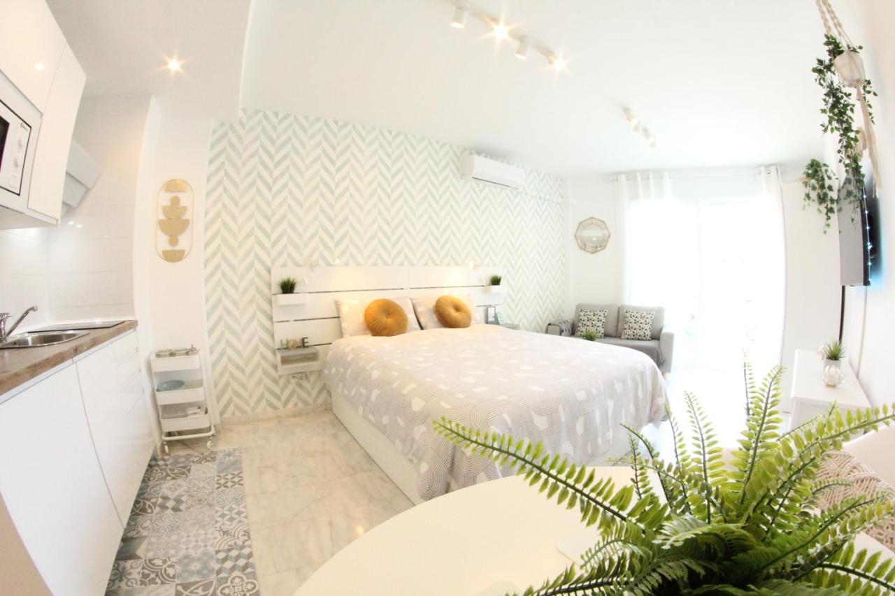 Torremolinos - New Central Studio Plata With Balcony Lejlighed Eksteriør billede
