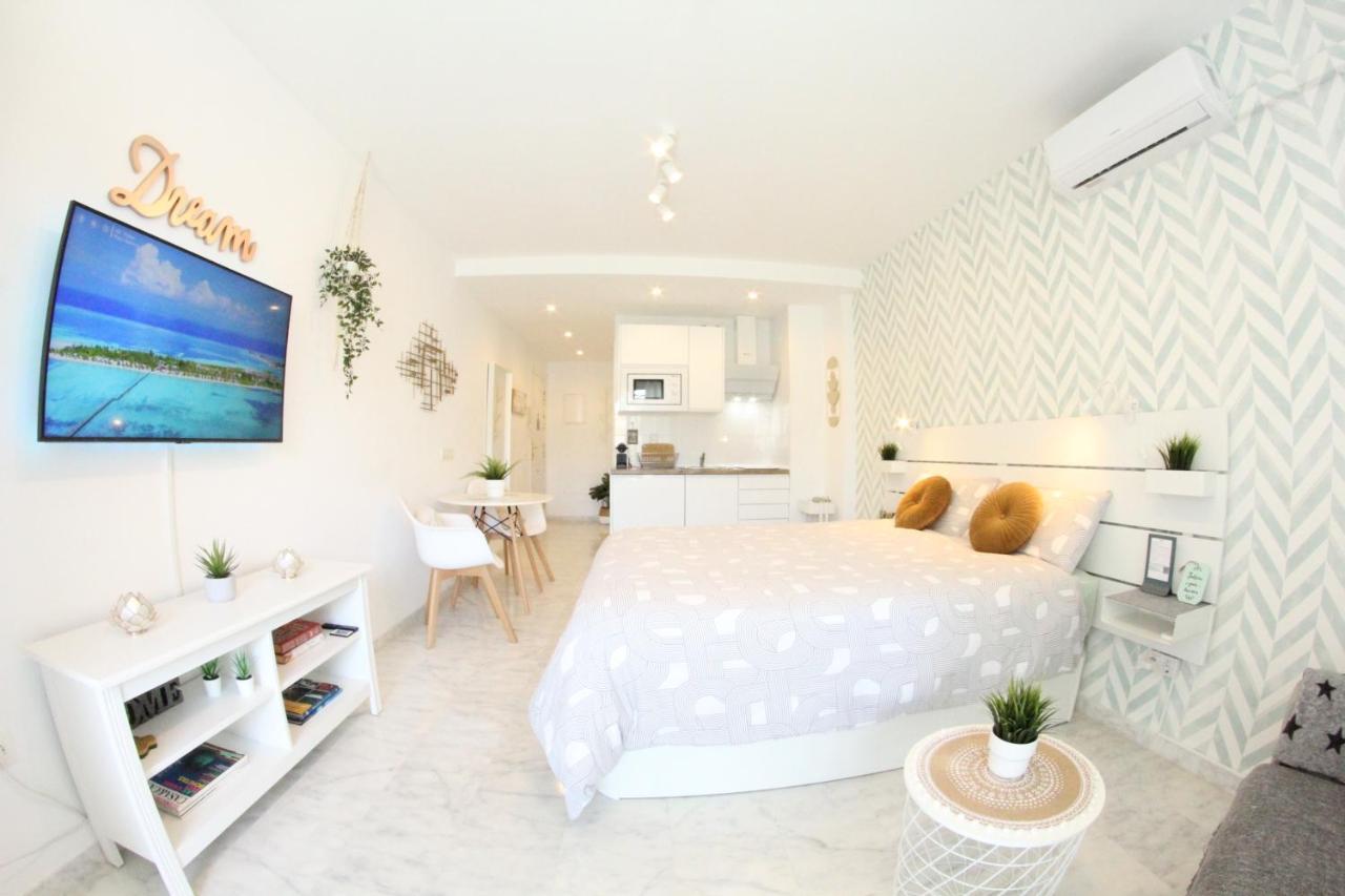 Torremolinos - New Central Studio Plata With Balcony Lejlighed Eksteriør billede